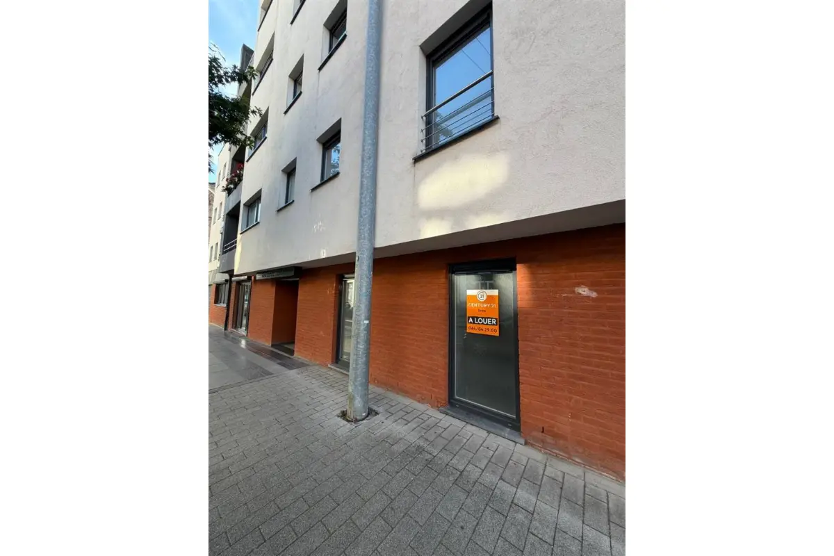 Commerce à louer à La Louvière 7100 650.00€  chambres 36.00m² - annonce 790266