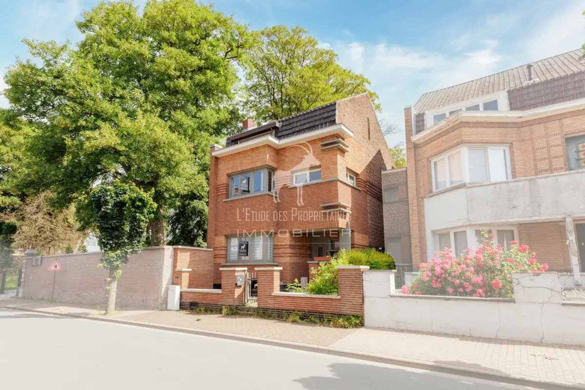 Maison à vendre à La Hestre 7170 259999.00€ 2 chambres 215.00m² - annonce 790658