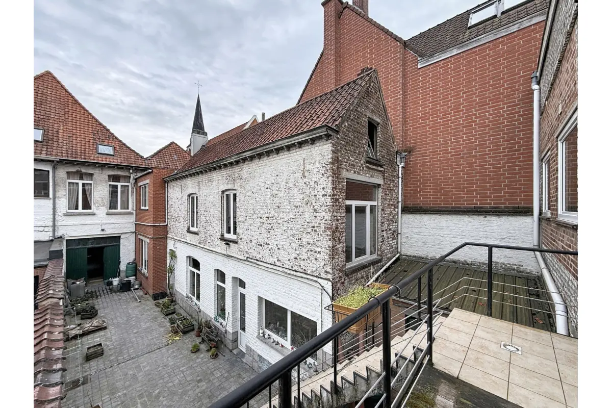 Immeuble mixte à vendre à Tournai 7500 199000.00€  chambres 200.00m² - annonce 790097