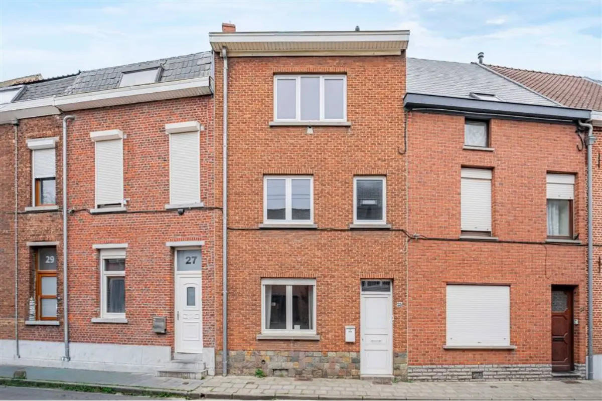 Maison à vendre à Braine-le-Comte 7090 225000.00€ 5 chambres 150.00m² - annonce 790697