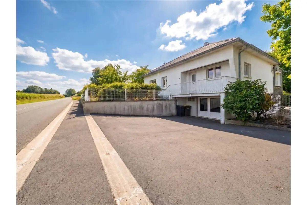 Maison à vendre à Erquelinnes 6560 240000.00€ 4 chambres 235.00m² - annonce 791374