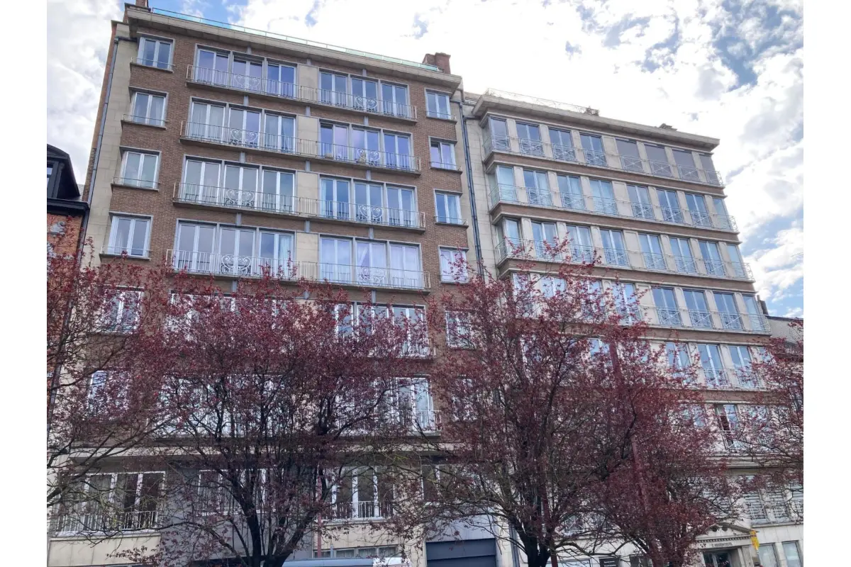 Appartement à louer à Charleroi 6000 980.00€ 3 chambres 157.00m² - annonce 791583