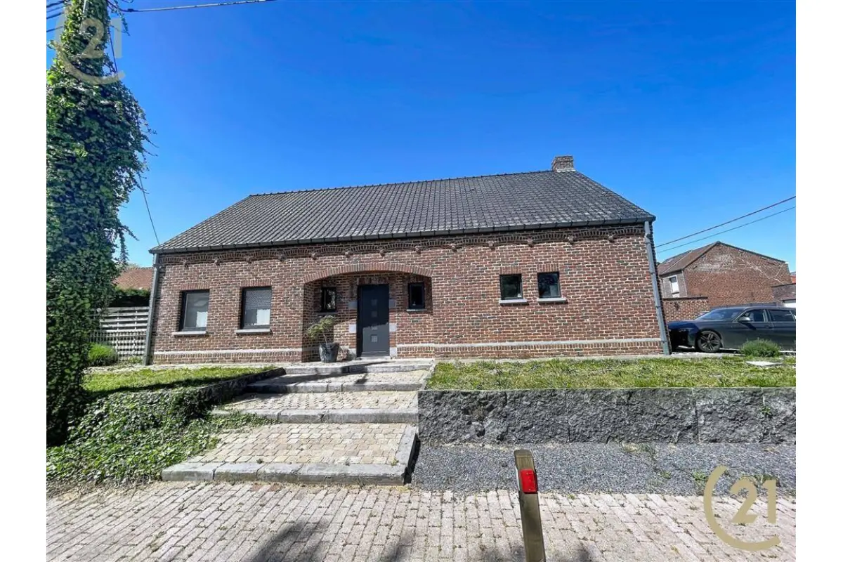 Maison à vendre à Bouvignies 7803 385000.00€ 3 chambres 218.00m² - annonce 791394