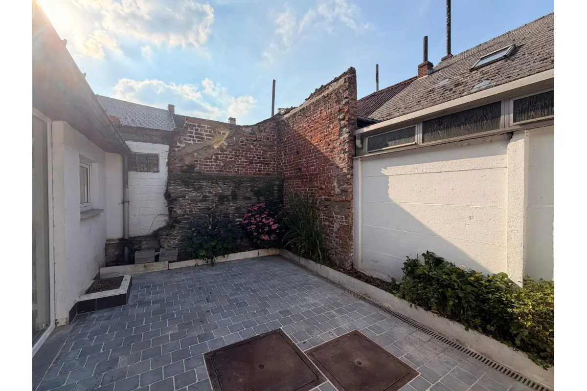 Maison à louer à Petit-Roeulx-lez-Braine 7090 975.00€ 3 chambres 145.00m² - annonce 792608