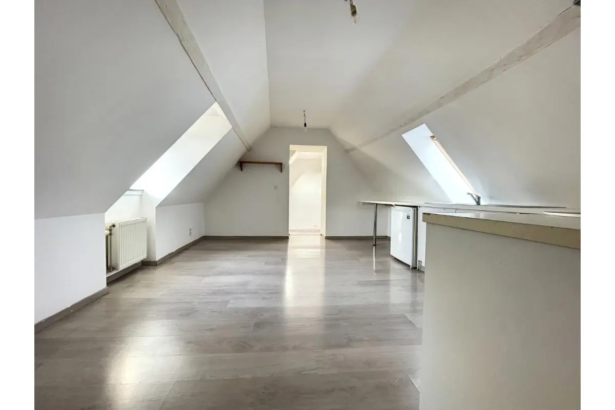 Appartement à louer à Tournai 7500 610.00€ 1 chambres 59.00m² - annonce 794069
