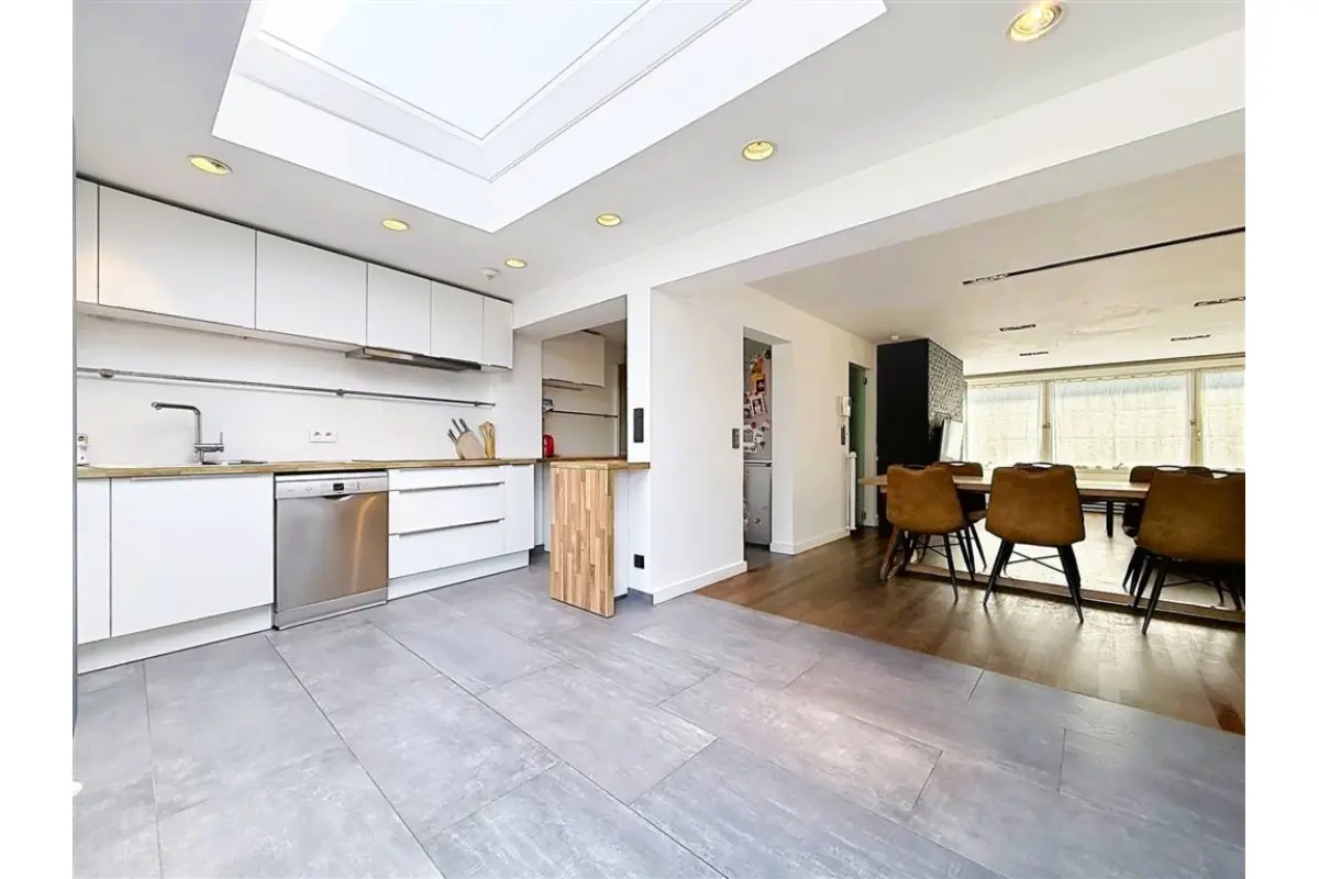 Maison à vendre à Mouscron 7700 275000.00€ 3 chambres 212.00m² - annonce 794238