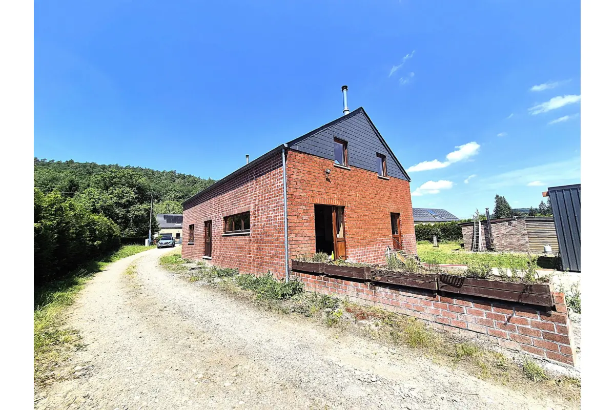 Villa à  à Couvin 5660 255000.00€ 3 chambres 172.00m² - annonce 796212