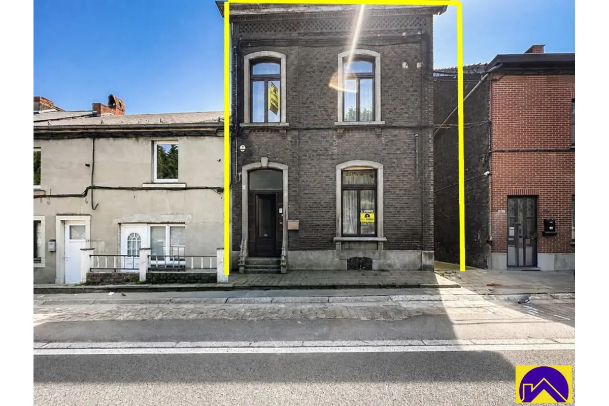Maison de maître à vendre à Montignies-sur-Sambre 6061 190000.00€ 4 chambres m² - annonce 796607