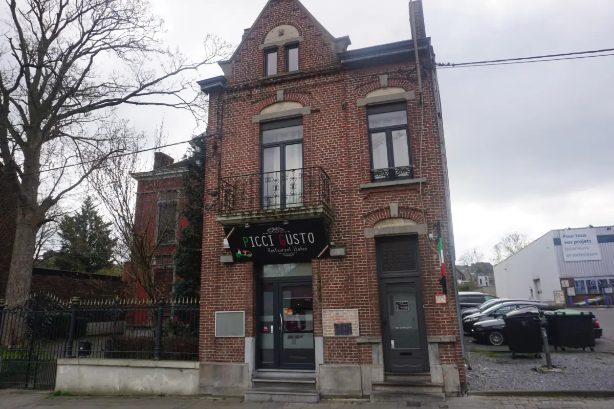 Commerce à vendre à Marcinelle 6001 229000.00€  chambres 223.00m² - annonce 798329