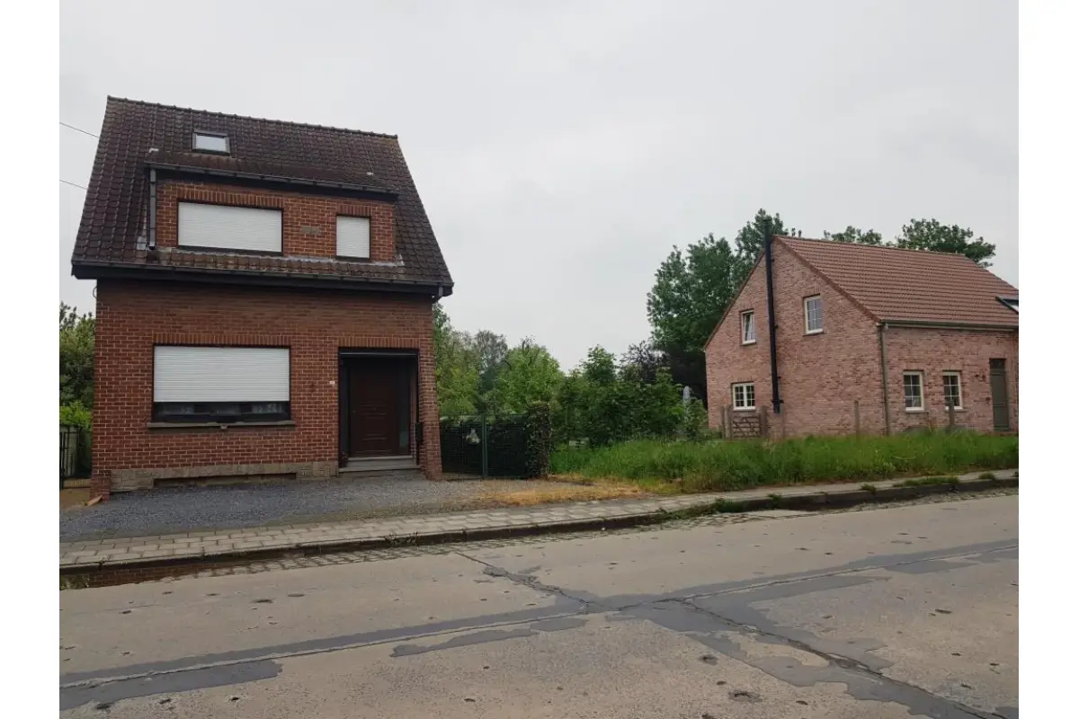 Terrain à bâtir à vendre à Hérinnes-lez-Pecq 7742 99000.00€  chambres m² - annonce 801281