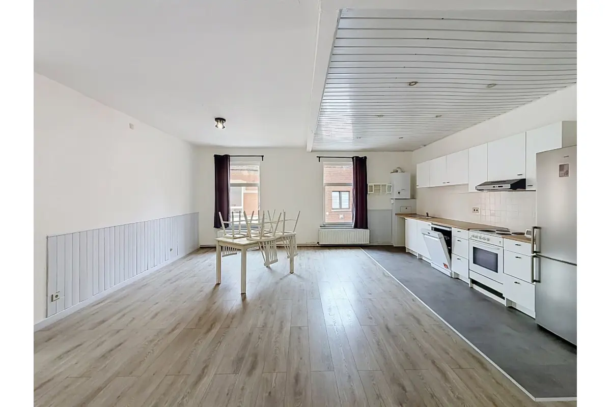 Duplex à louer à Manage 7170 1000.00€ 4 chambres 138.00m² - annonce 801567