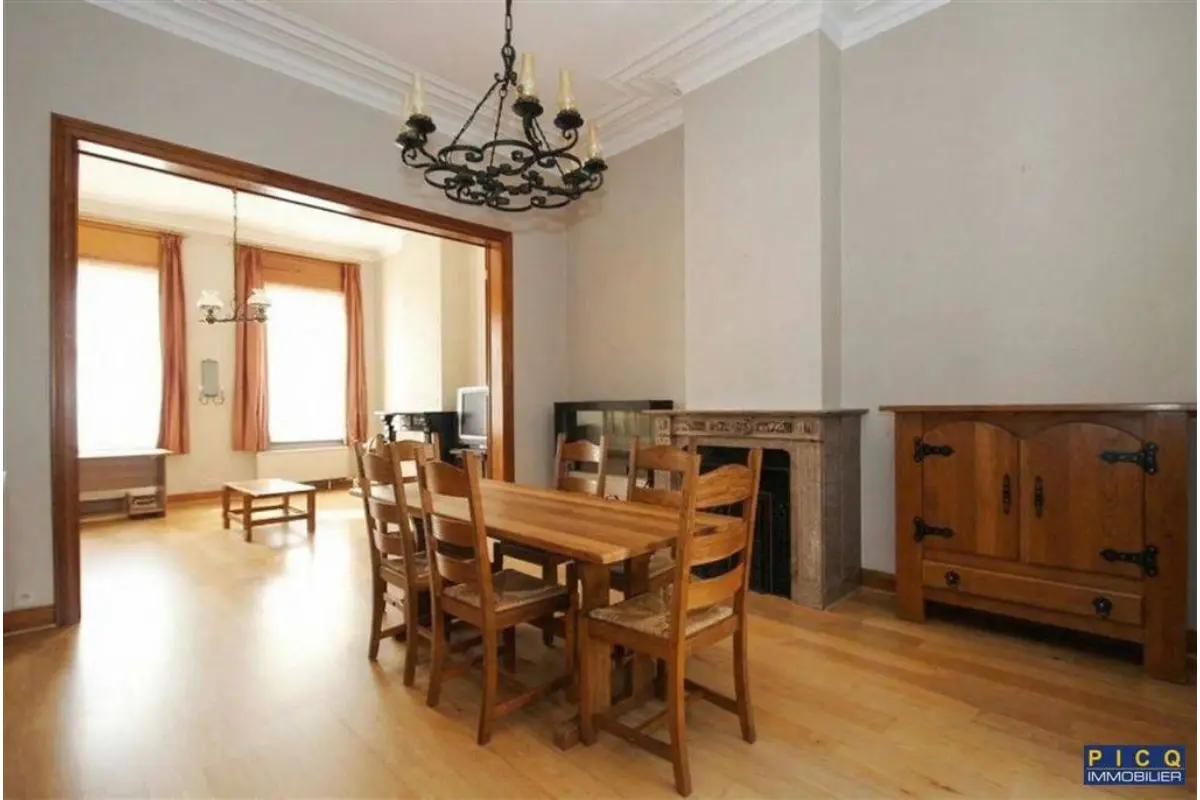 Maison à  à Tournai 7500 335000.00€ 4 chambres m² - annonce 802223