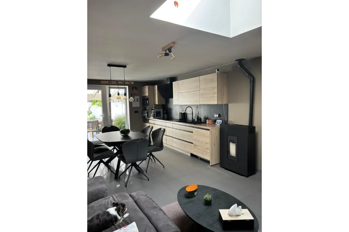 Maison à  à Hyon 7022 360000.00€  chambres 160.00m² - annonce 802280
