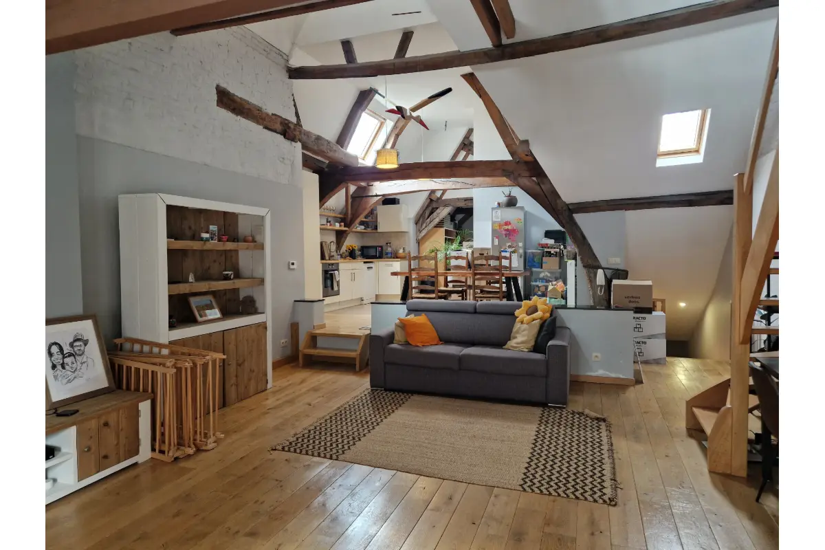 Appartement à louer à Enghien 7850 890.00€ 1 chambres 77.00m² - annonce 803319