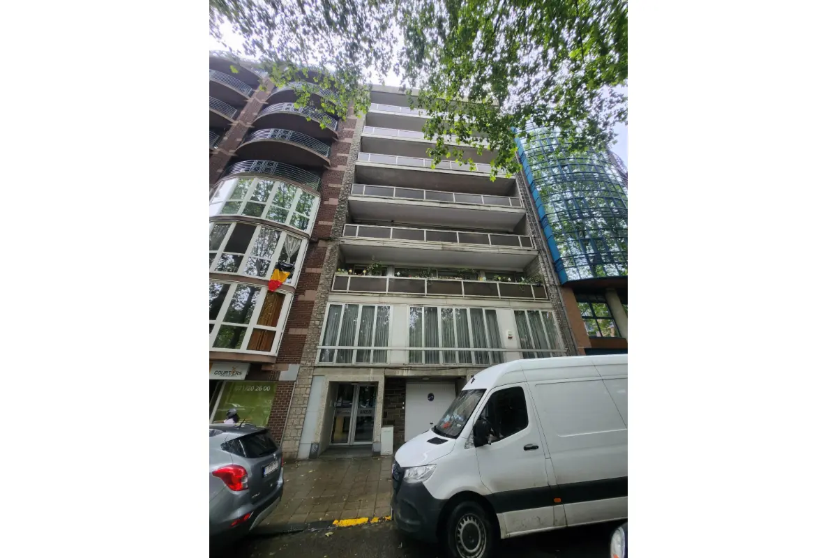 Appartement à vendre à Charleroi 6000 150000.00€ 4 chambres m² - annonce 803892