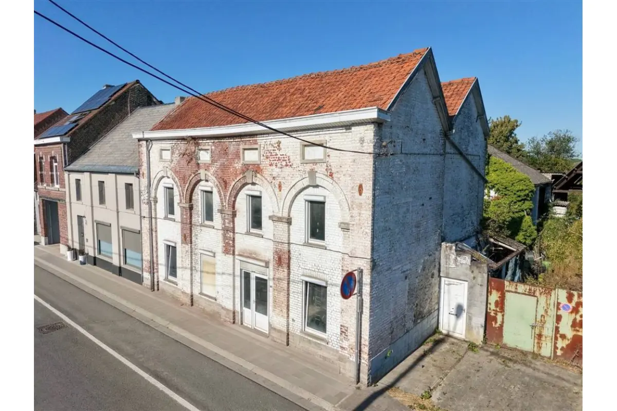 Maison à  à Basècles 7971 90000.00€ 4 chambres 257.00m² - annonce 803979
