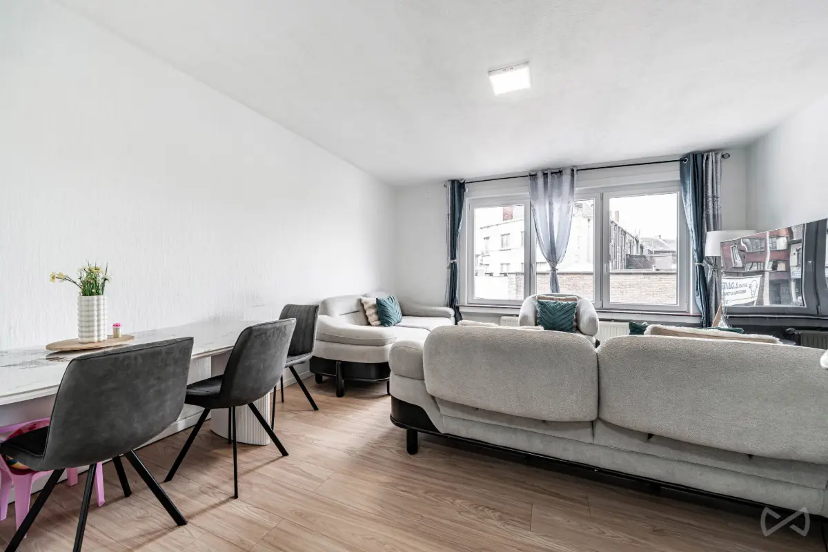 Appartement à vendre à Charleroi 6000 97000.00€ 2 chambres 80.00m² - annonce 804340
