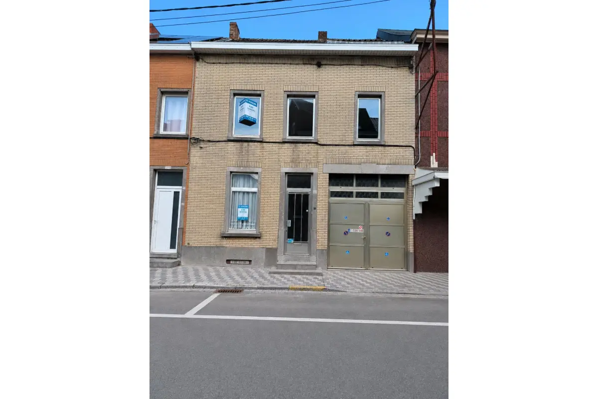 Maison à vendre à Ecaussinnes-d'Enghien 7190 200000.00€ 5 chambres m² - annonce 804279