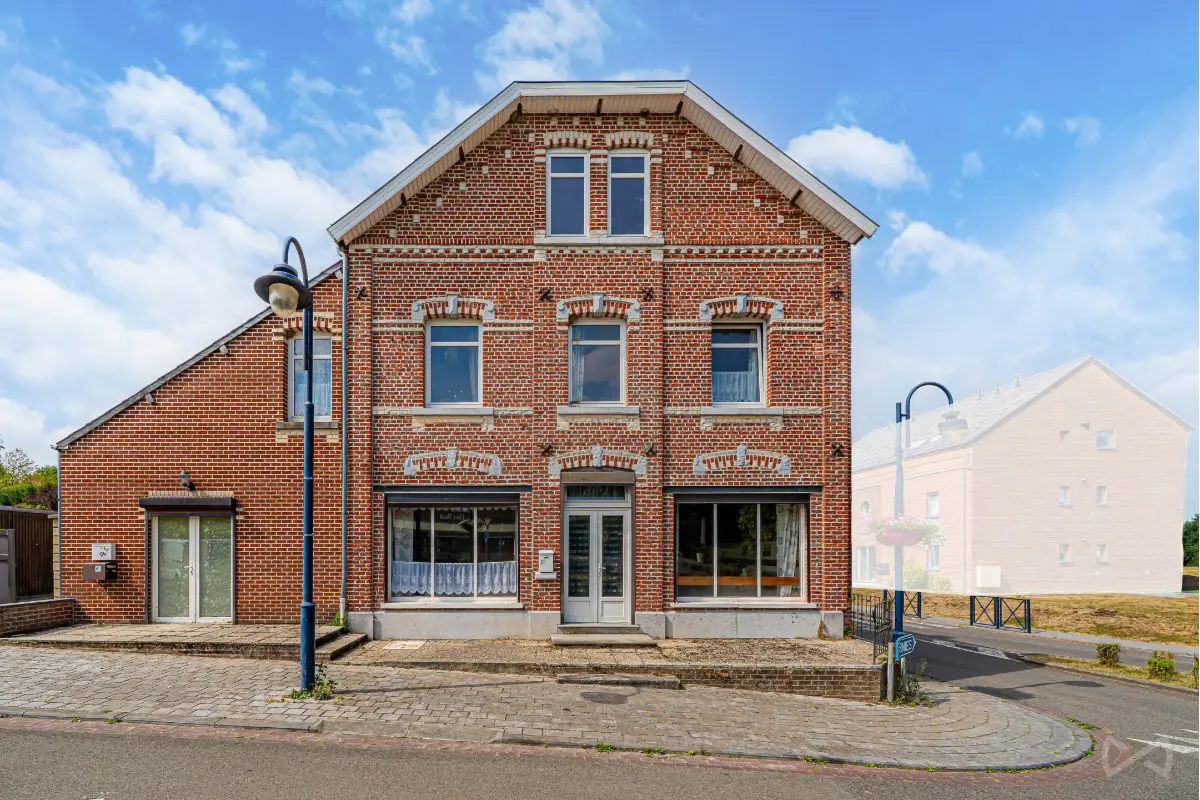 Maison à vendre à Momignies 6590 247000.00€ 3 chambres 434.00m² - annonce 804663