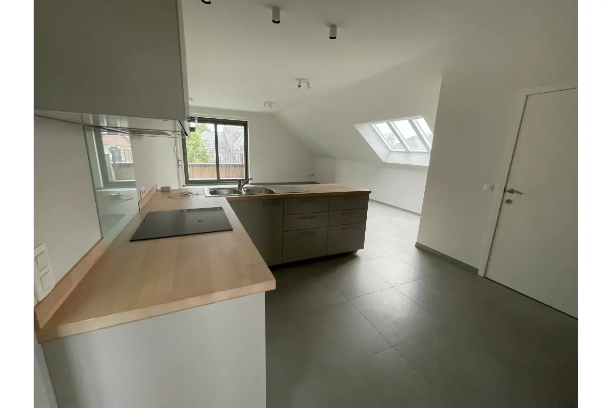 Appartement à louer à Callenelle 7604 830.00€ 2 chambres 100.00m² - annonce 805710