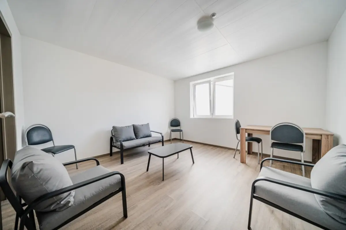 Commerce à  à Lodelinsart 6042 400.00€  chambres 15.00m² - annonce 805479