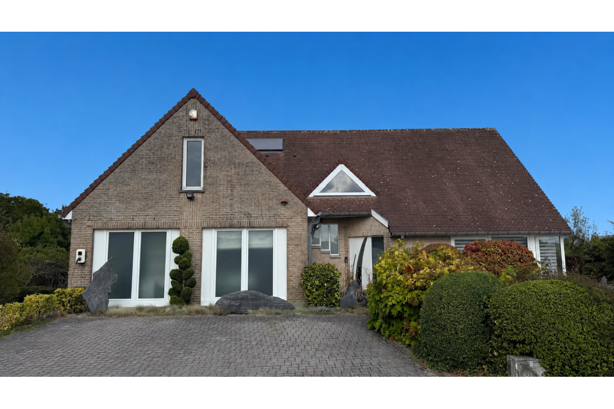 Villa à vendre à Chapelle-lez-Herlaimont 7160 599000.00€ 4 chambres 400.00m² - annonce 805692