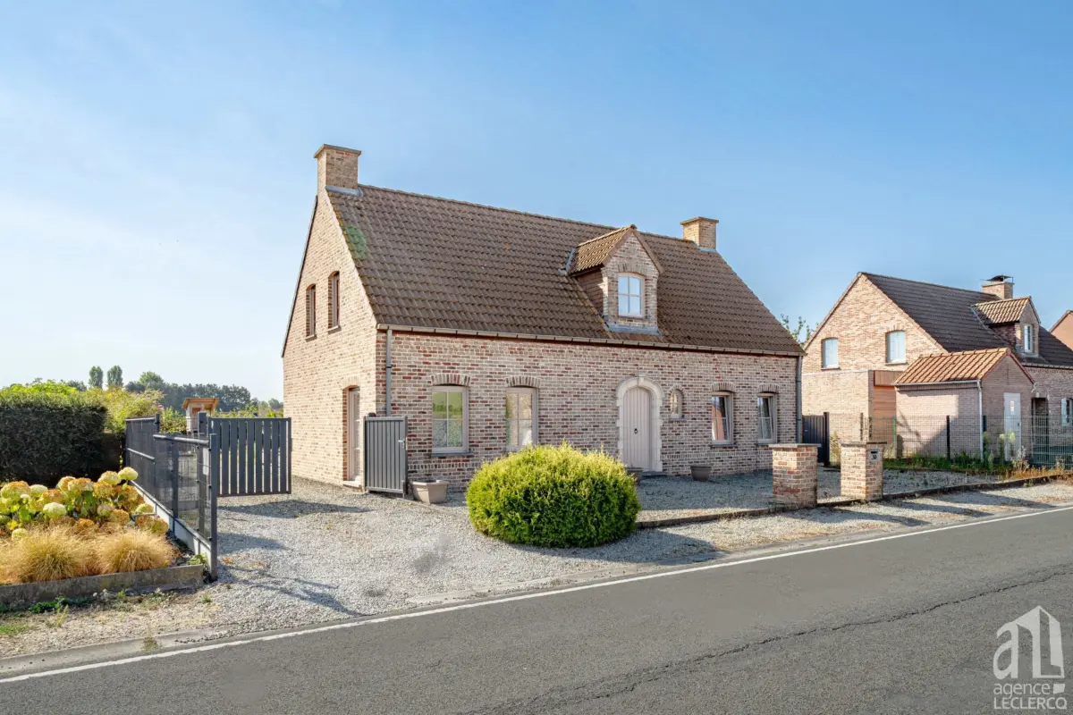 Maison à vendre à Laplaigne 7622 385000.00€ 4 chambres 160.00m² - annonce 805468