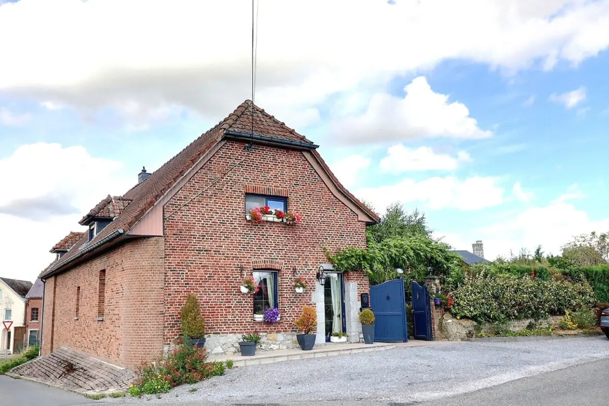 Villa à vendre à Sivry-Rance 6470 50000.00€ 4 chambres 200.00m² - annonce 807733