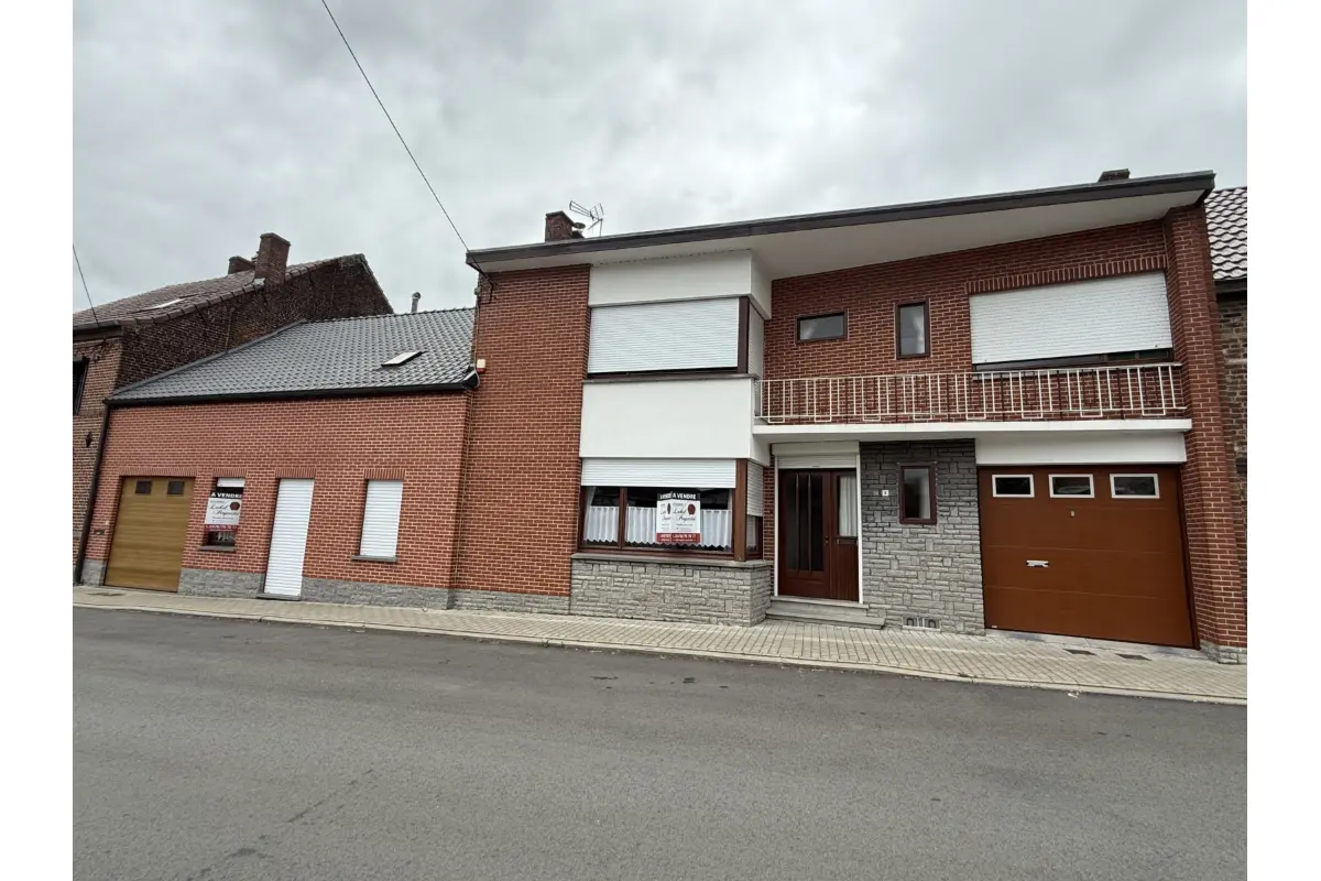 Maison à vendre à Basècles 7971 298000.00€ 4 chambres 430.00m² - annonce 809001