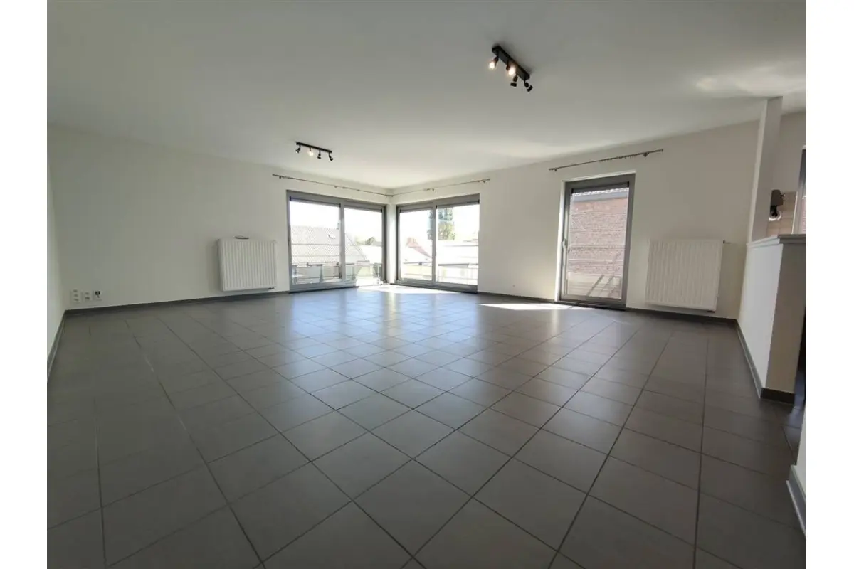 Appartement à louer à Pecq 7740 790.00€ 2 chambres 104.00m² - annonce 810389