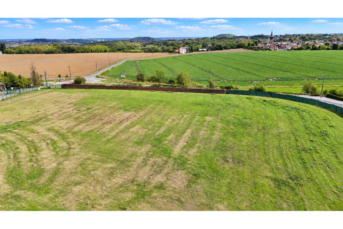 Terrain à vendre à Courcelles 6180 1290000.00€  chambres m² - annonce 811347