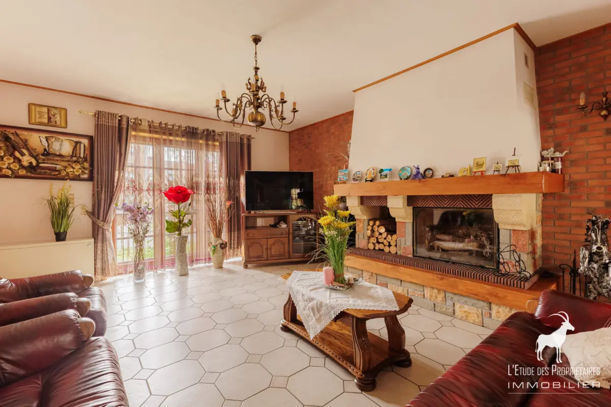 Villa à vendre à Colfontaine 7340 699999.00€ 7 chambres 301.00m² - annonce 811952