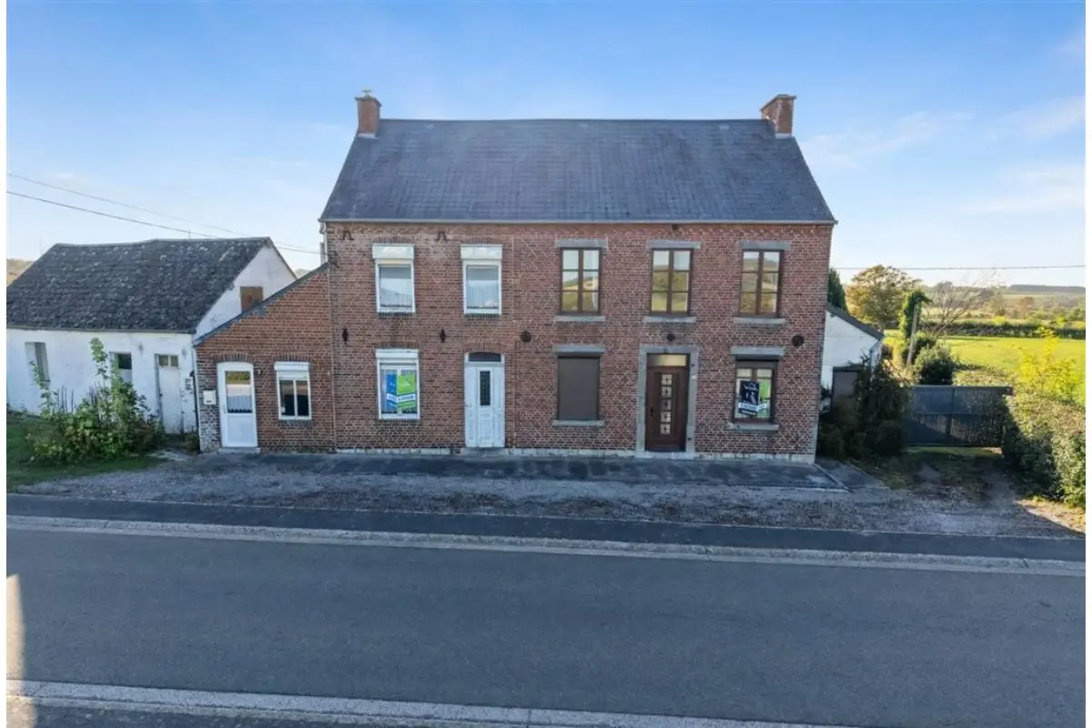 Maison à vendre à Momignies 6590 189000.00€ 6 chambres 273.00m² - annonce 812603