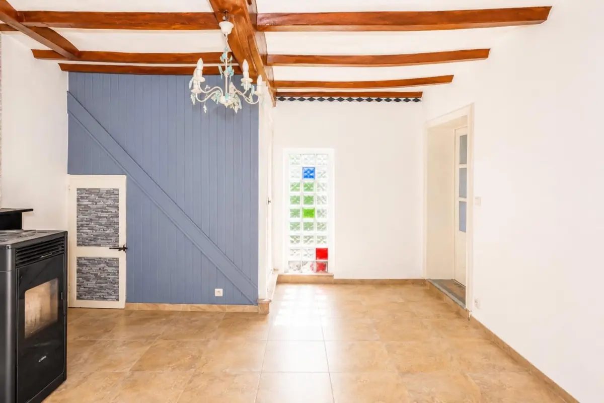 Maison à vendre à Montignies-sur-Roc 7387 95000.00€ 2 chambres 100.00m² - annonce 814449