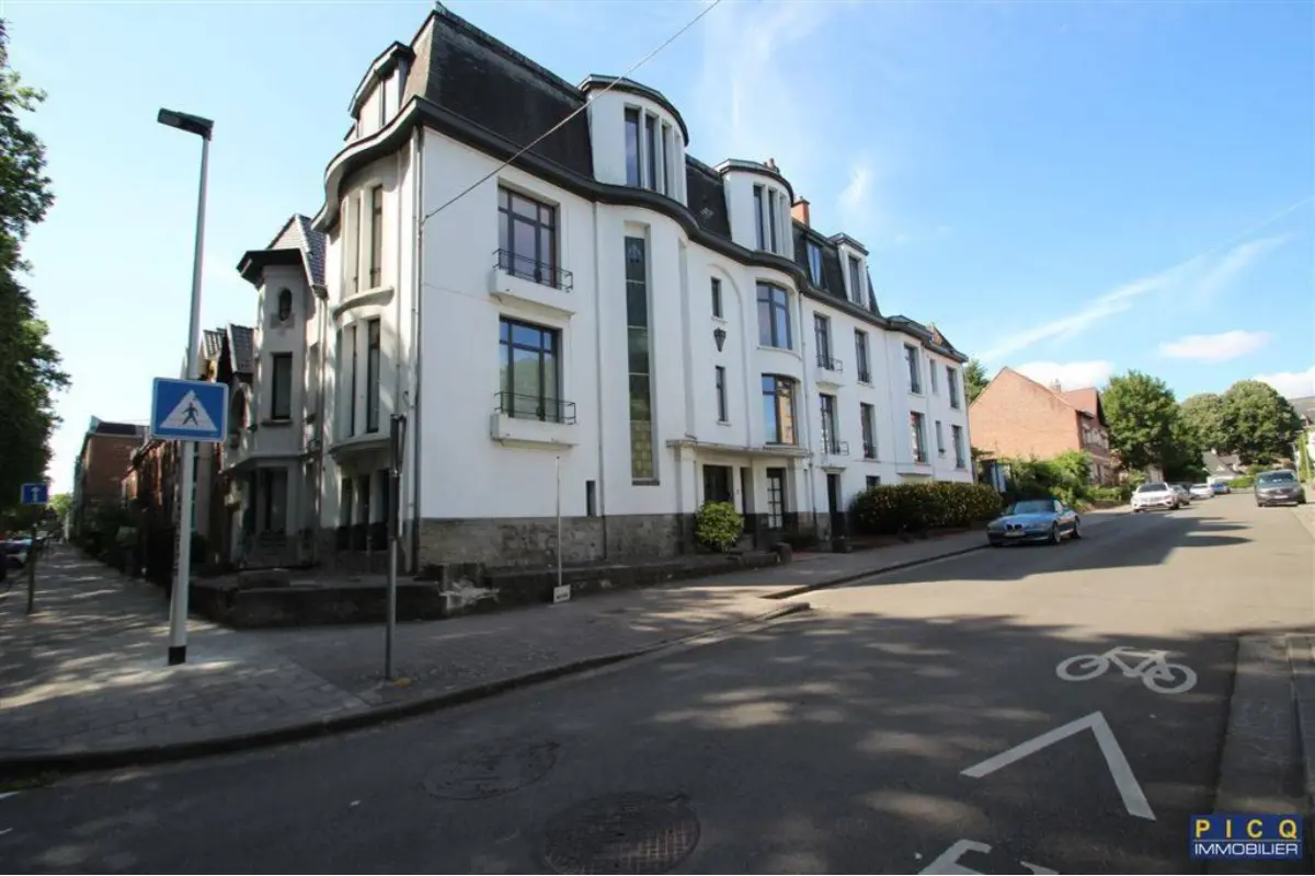 Commerce à  à Tournai 7500 100000.00€ 2 chambres 72.00m² - annonce 814442