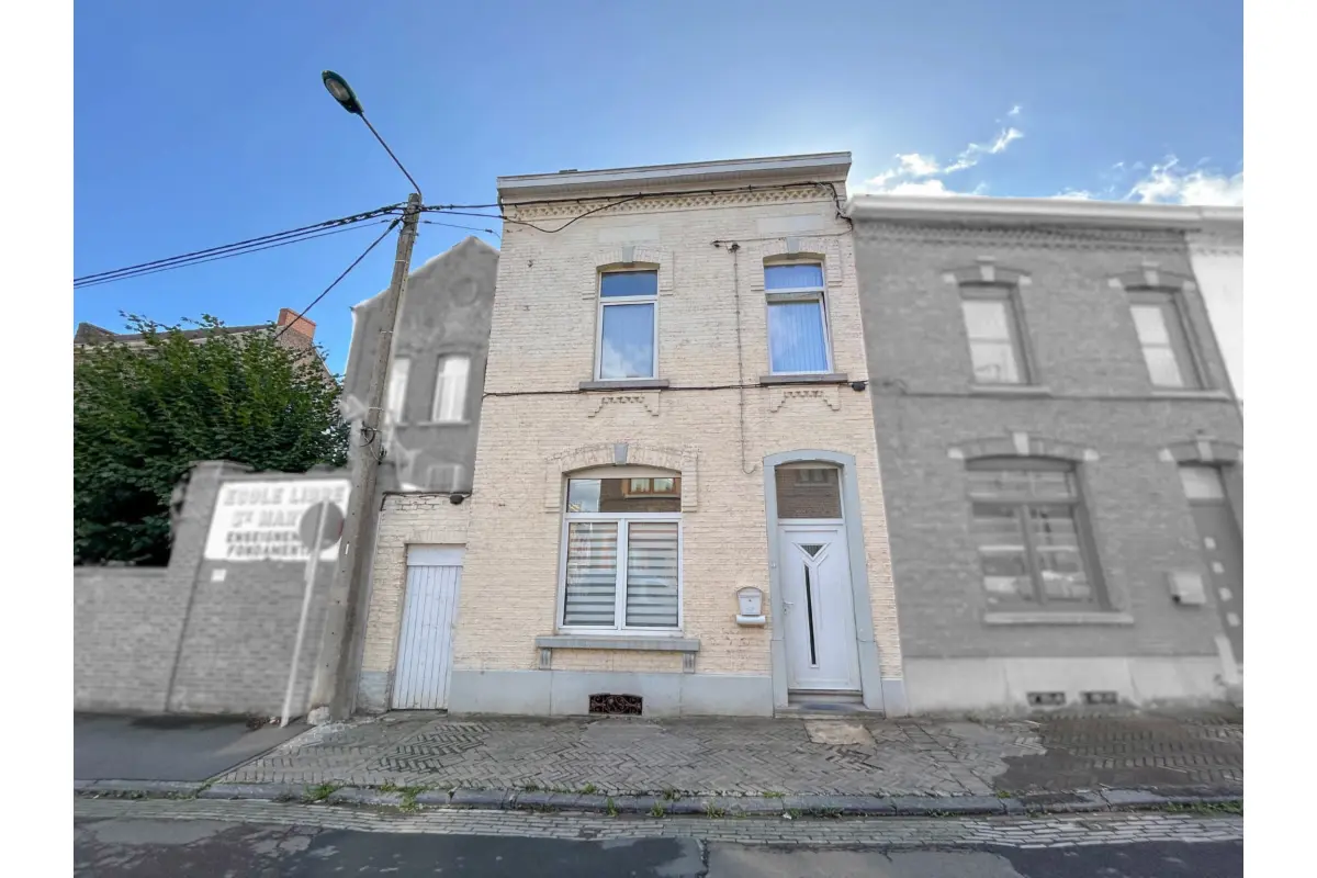 Maison à  à Marcinelle 6001 219000.00€ 4 chambres 230.00m² - annonce 815029