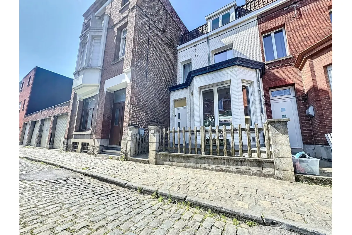 Maison à vendre à Mouscron 7700 179000.00€ 3 chambres 170.00m² - annonce 815434