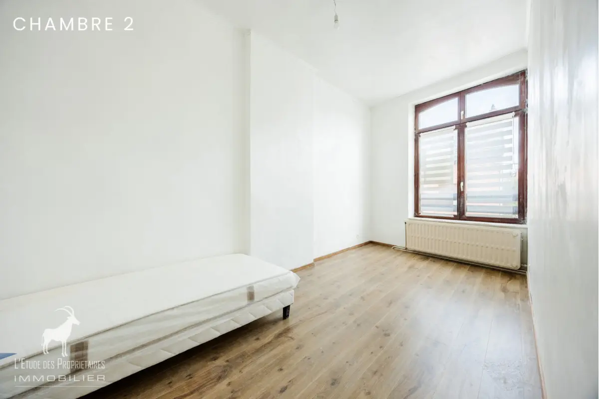 Maison à louer à Montignies-sur-Sambre 6061 430.00€ 5 chambres 284.00m² - annonce 815305