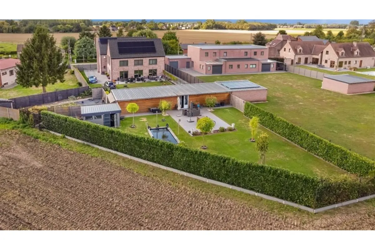 Maison à  à Quiévrain 7380 435000.00€ 3 chambres 200.00m² - annonce 817313