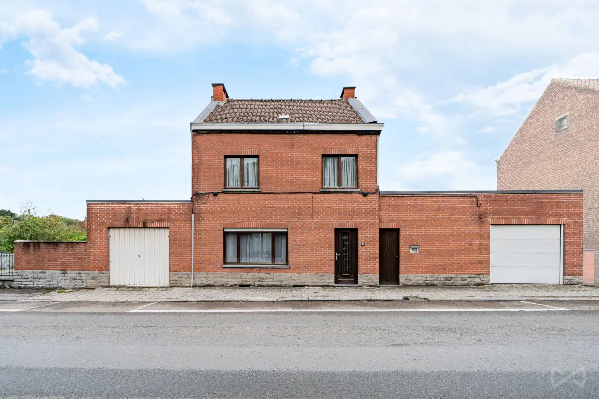 Maison à  à Couillet 6010 147000.00€ 3 chambres 122.00m² - annonce 821022