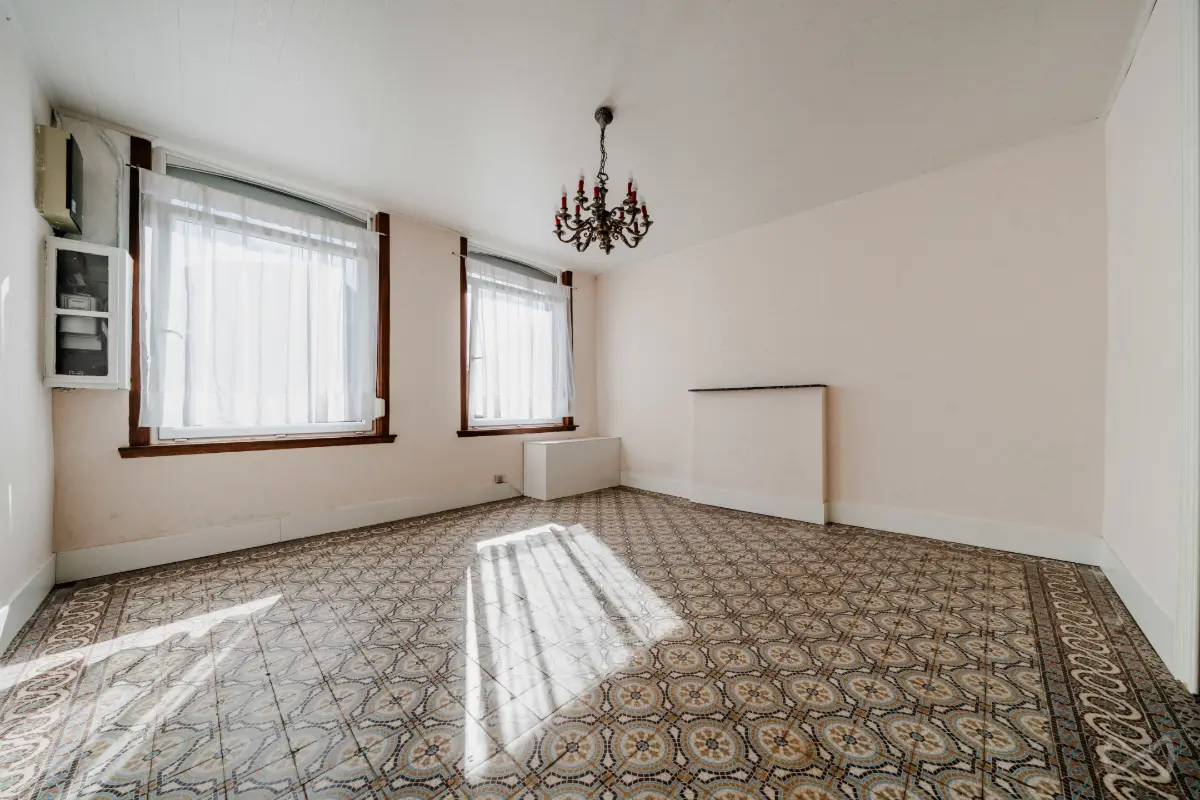 Maison à vendre à Isières 7822 175000.00€ 3 chambres 180.00m² - annonce 821188