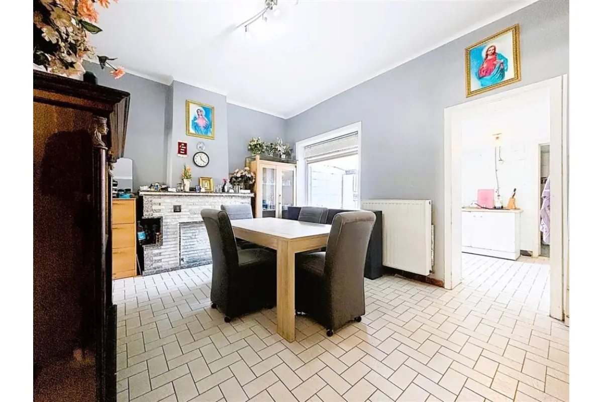 Maison à vendre à Mouscron 7700 159000.00€ 4 chambres 142.00m² - annonce 821032