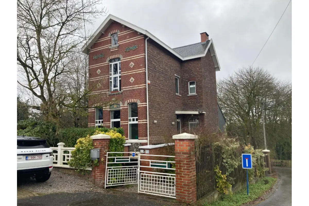 Maison à louer à Loverval 6280 1250.00€ 3 chambres 200.00m² - annonce 820867