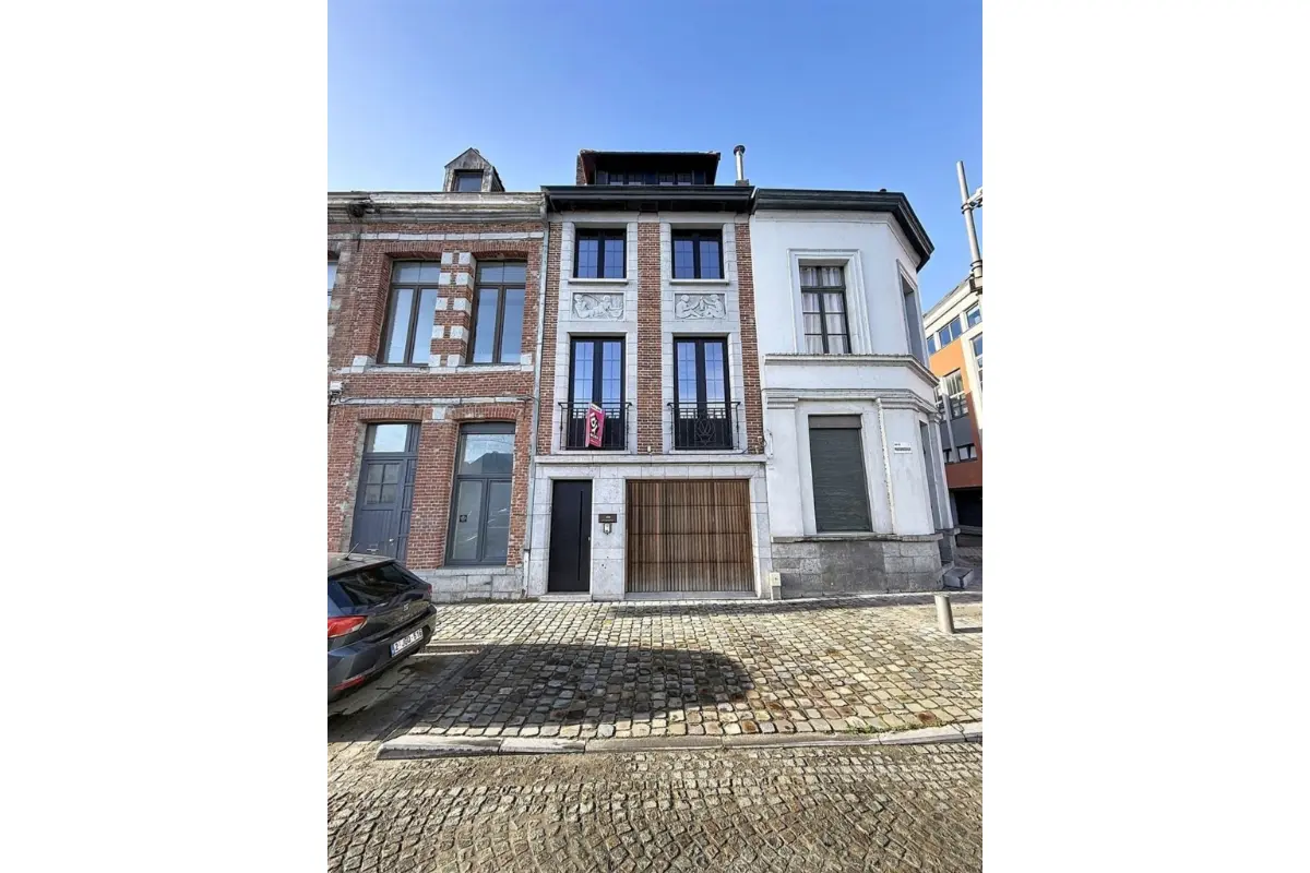 Maison à  à Tournai 7500 1050.00€ 3 chambres m² - annonce 823077