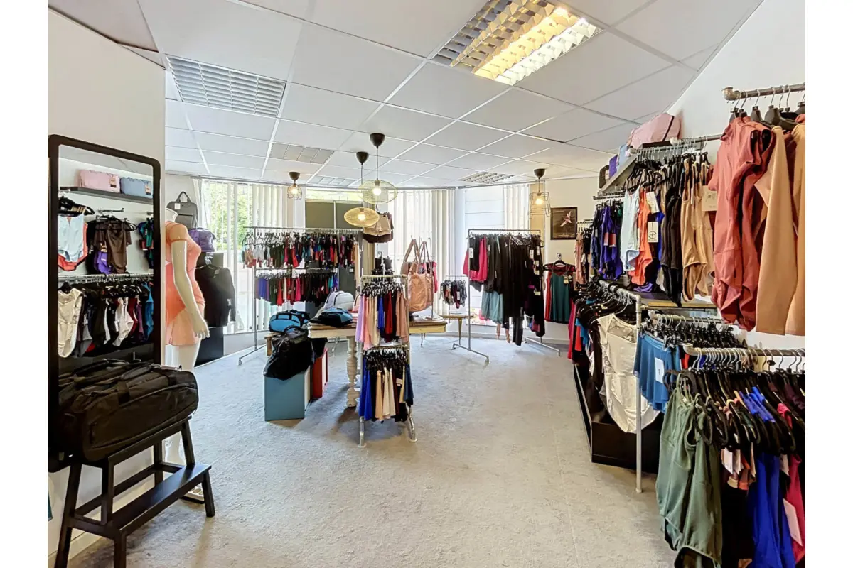 Commerce à  à Charleroi 6000 95000.00€  chambres 126.00m² - annonce 822986