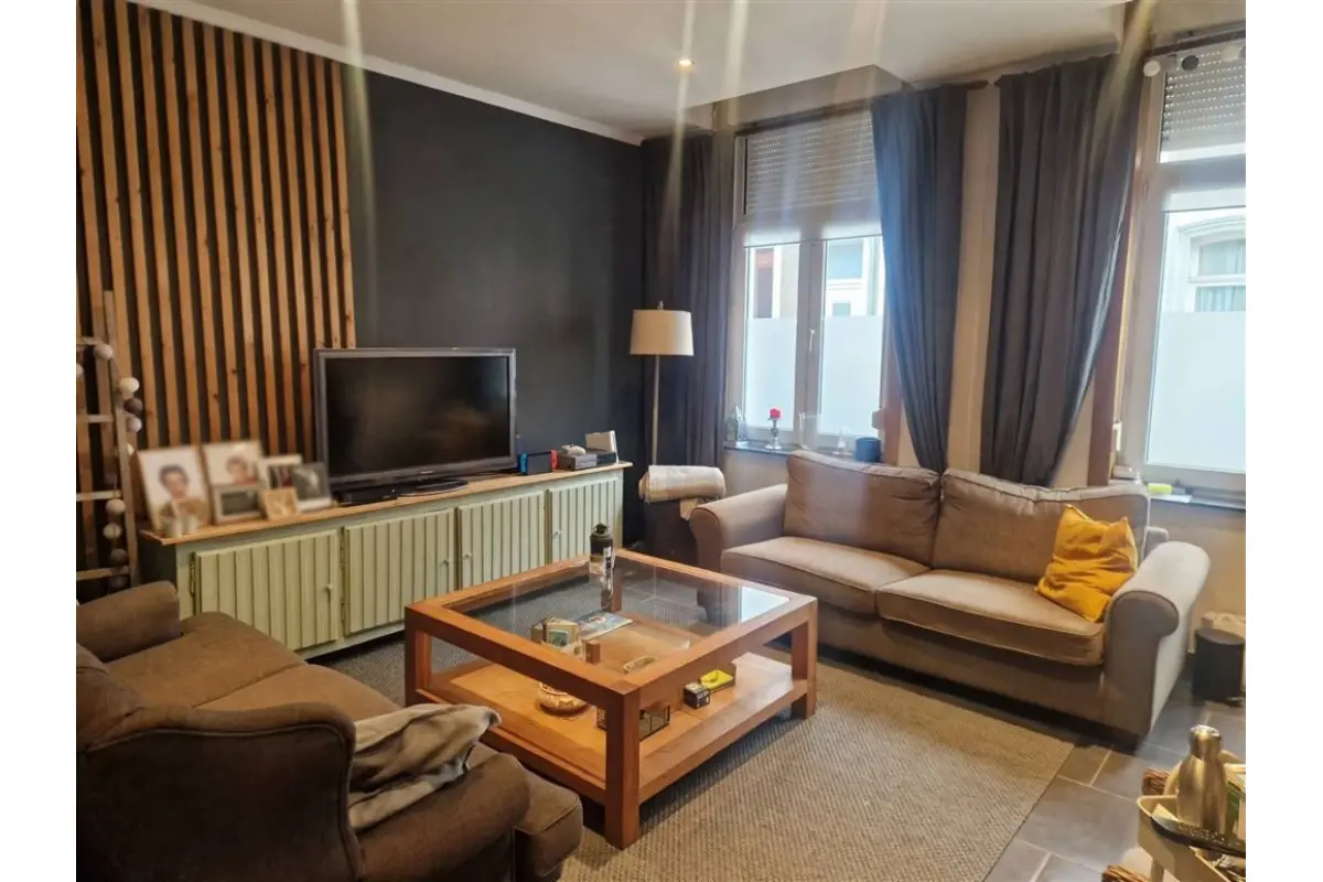 Maison à louer à Leuze-en-Hainaut 7900 850.00€ 2 chambres 200.00m² - annonce 822829
