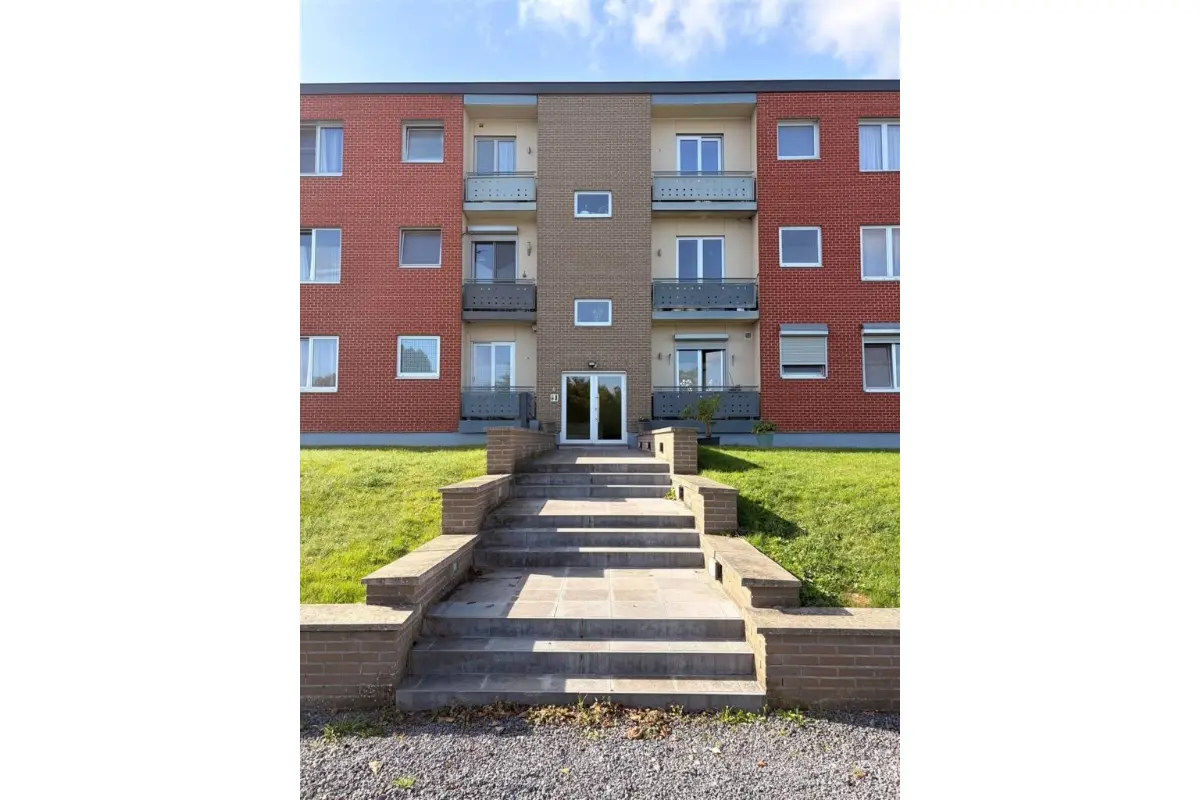 Appartement à  à Soignies 7060 880.00€ 3 chambres m² - annonce 823876