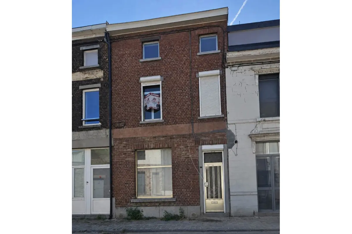 Maison à  à Monceau-sur-Sambre 6031 79000.00€ 4 chambres 160.00m² - annonce 824291