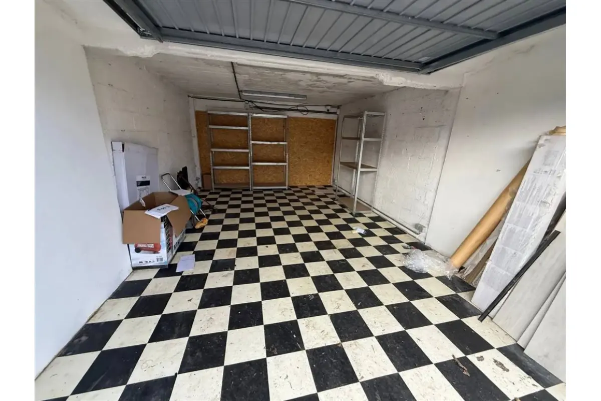 Parking / garage à louer à Herseaux 7712 100.00€  chambres m² - annonce 825007
