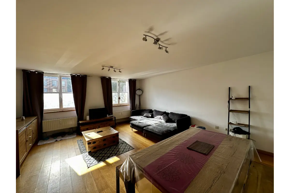 Appartement à louer à Enghien 7850 990.00€ 3 chambres 110.00m² - annonce 825901